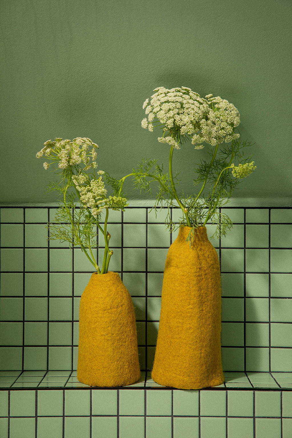 PLAIN BELL VASE COVER