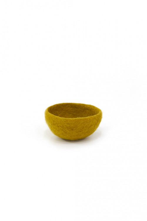 Handmade felt bowl pistachio s