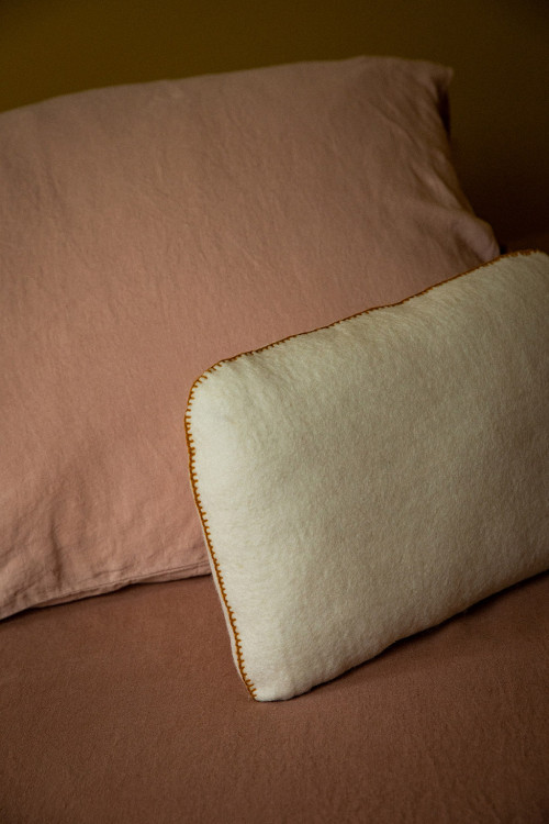 Natural felt cushion and pillow Natural felt cushion and pillow