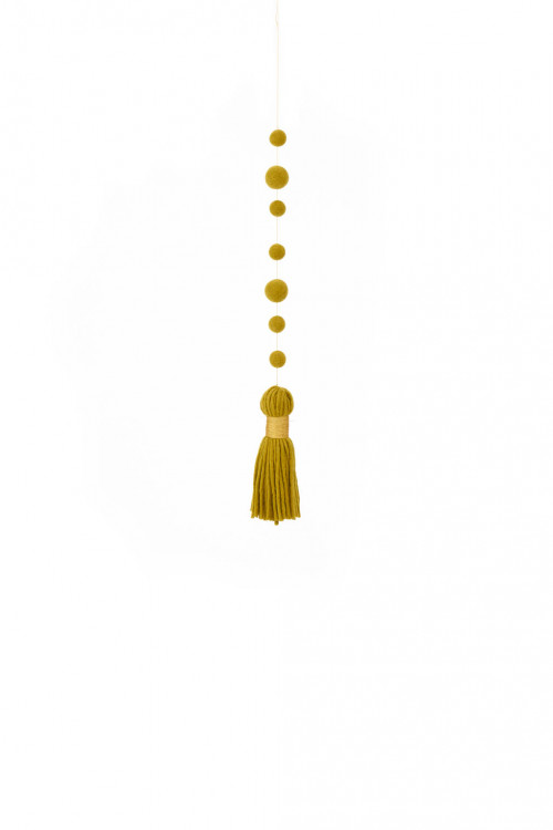 MINI PEARLS & POMPOM HANGING
