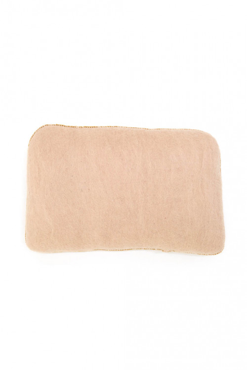 nude cushion in felt and kapok