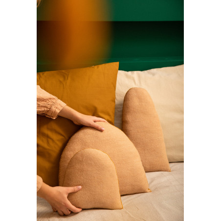 Coussins déposés pour agrémenter une assise