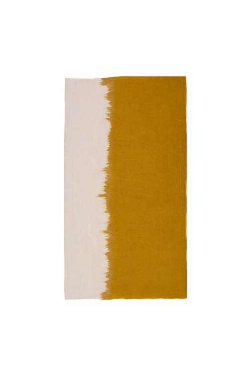tapis brush sable or en feutre