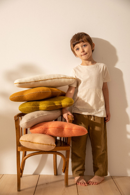 CLOUDY CUSHION