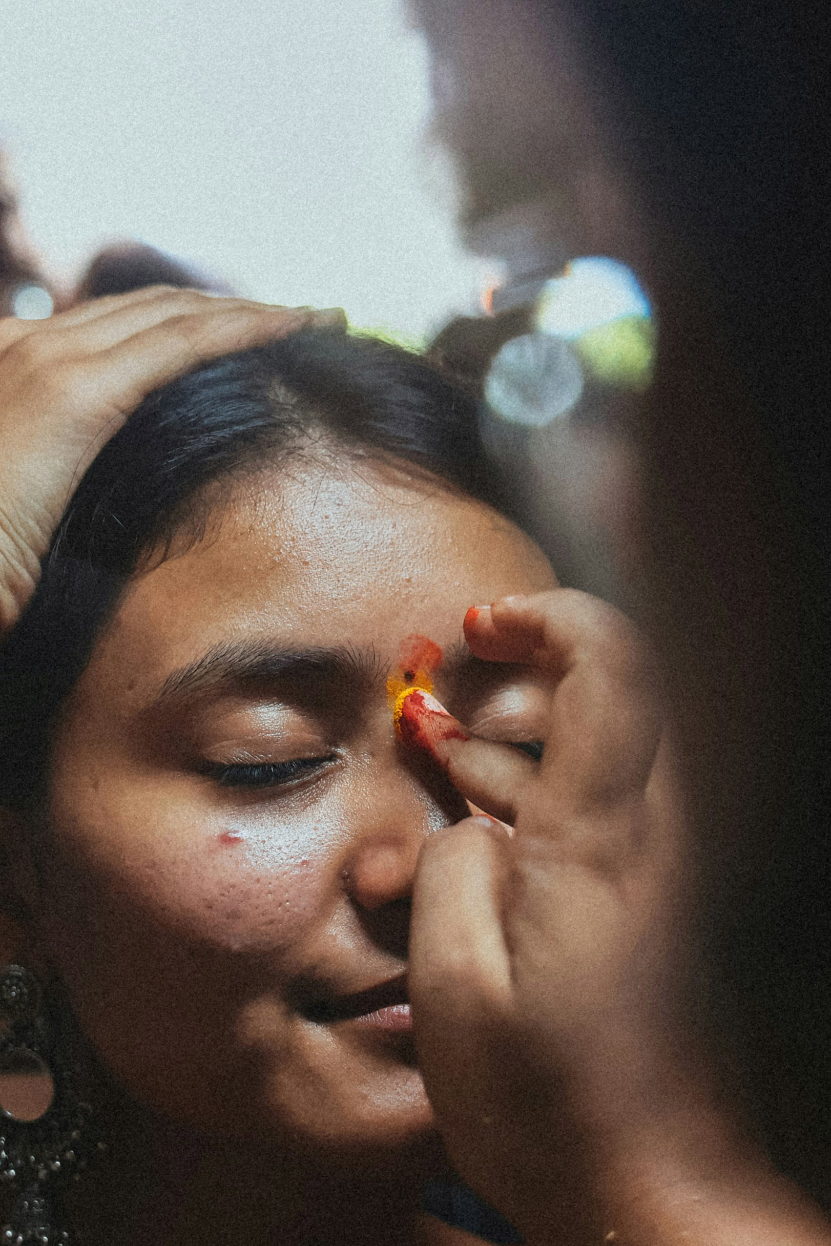 La pose du Tika sur le front durant Dashain