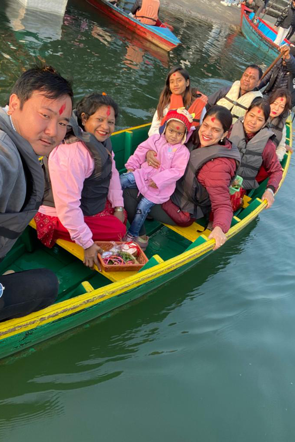 L'équipe MUSKHANE sur un bateau