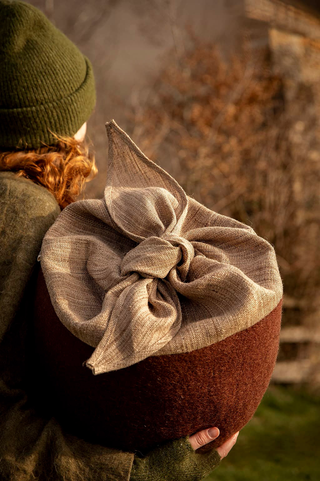 Panier de rangement en laine et fibre d'ortie