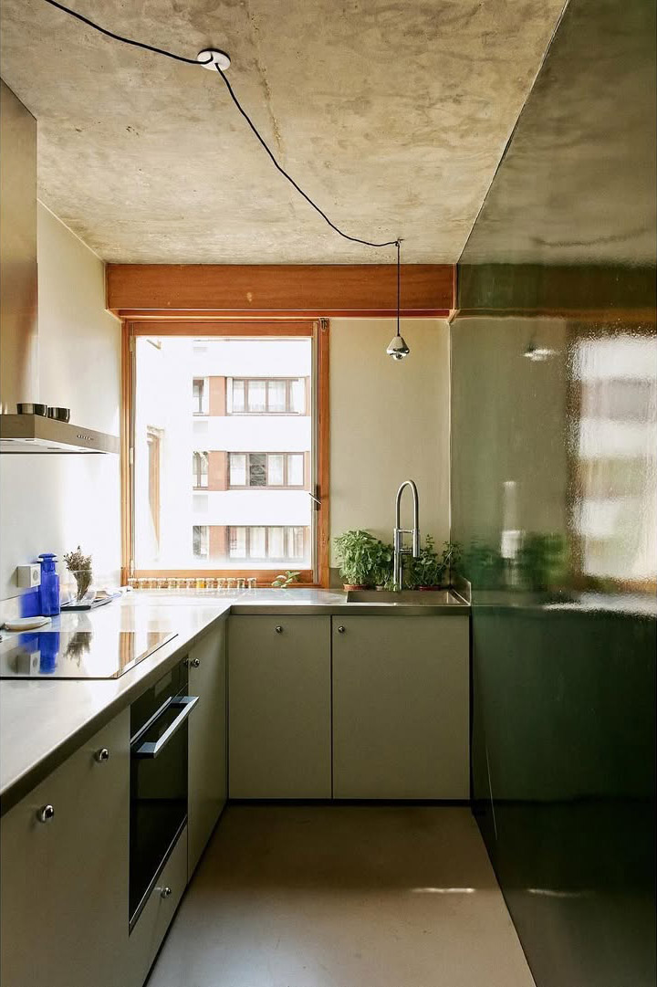 Duo de verts pour une cuisine tendance