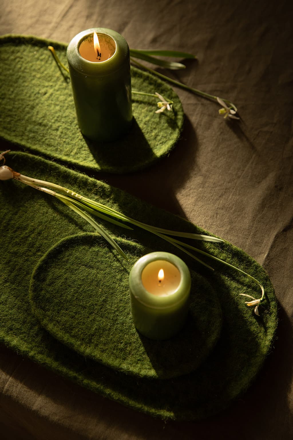 Trio de plateaux vide-poches vert olive en feutre de laine