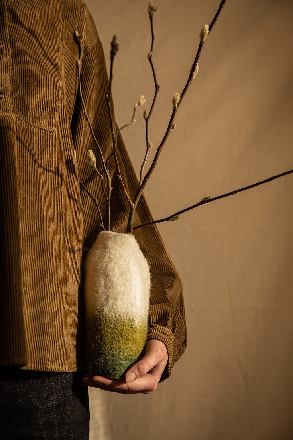 Tricolour wool vase cover