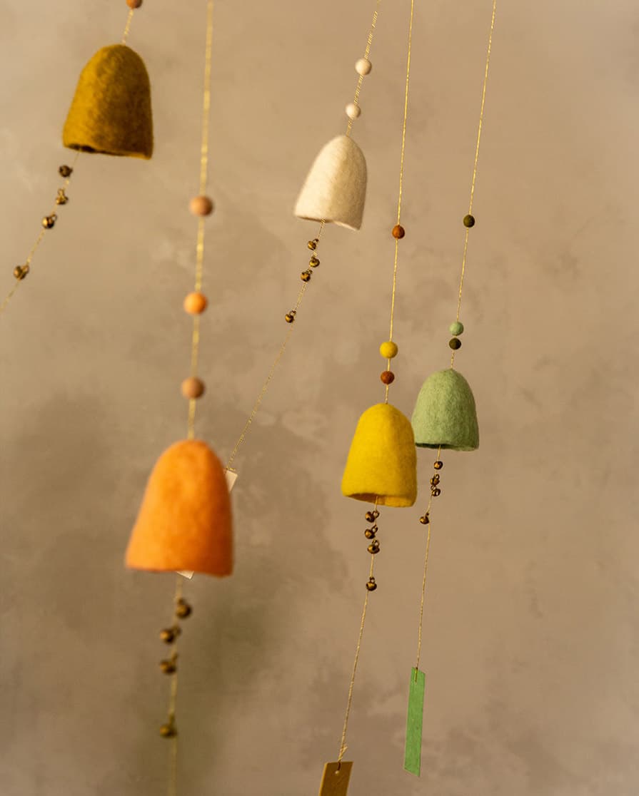 Cloches décoratives à suspendre en feutre