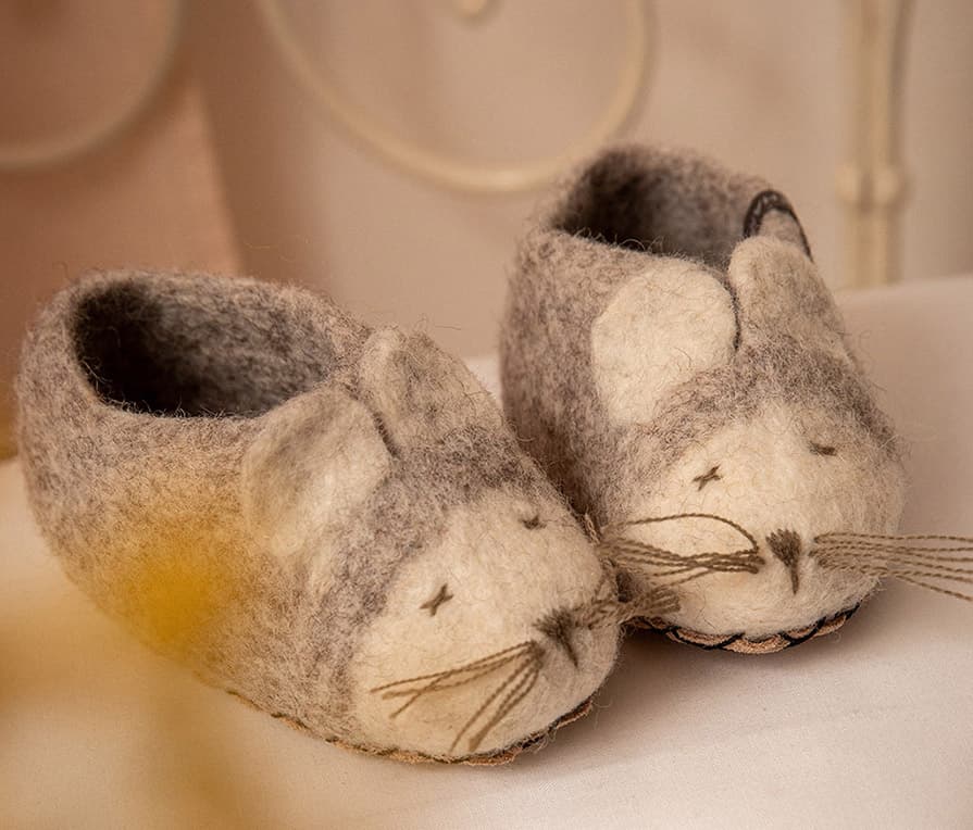 Chaussons souris en laine pour bébé